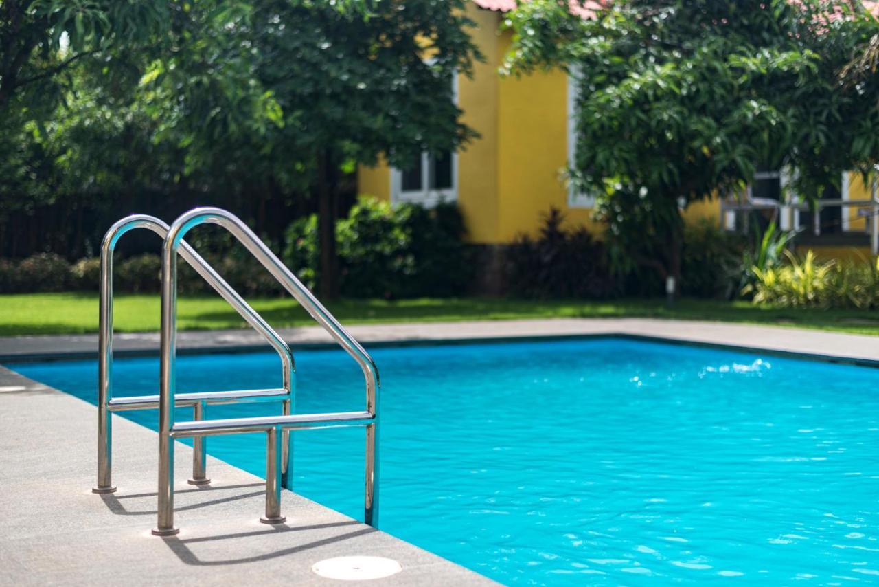 Saffronstays Casa Manga, Karjat - Pet-Friendly Pool Villa Near Nd'S Film World And Saltt Bagian luar foto