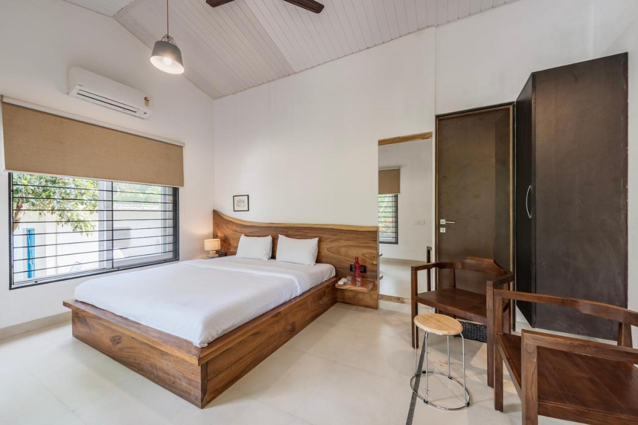 Saffronstays Casa Manga, Karjat - Pet-Friendly Pool Villa Near Nd'S Film World And Saltt Bagian luar foto