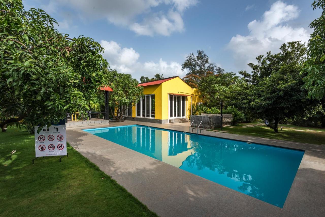 Saffronstays Casa Manga, Karjat - Pet-Friendly Pool Villa Near Nd'S Film World And Saltt Bagian luar foto