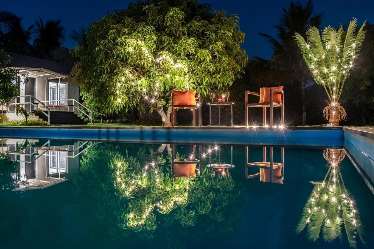 Saffronstays Casa Manga, Karjat - Pet-Friendly Pool Villa Near Nd'S Film World And Saltt Bagian luar foto